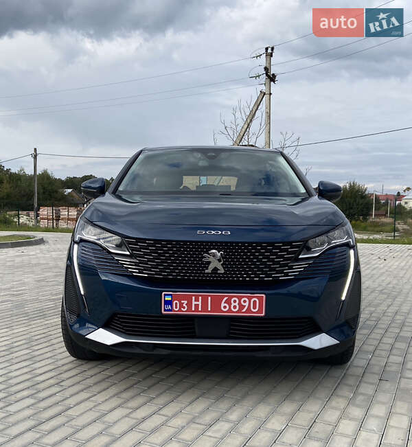 Внедорожник / Кроссовер Peugeot 5008