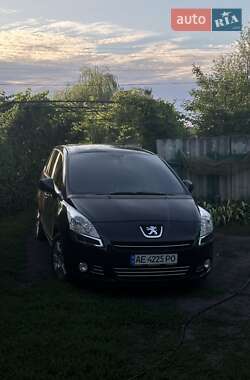 Peugeot 5008 2010