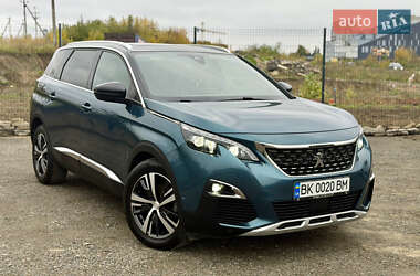 Peugeot 5008  2017