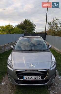 Peugeot 5008  2014