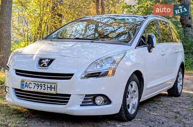 Peugeot 5008  2010