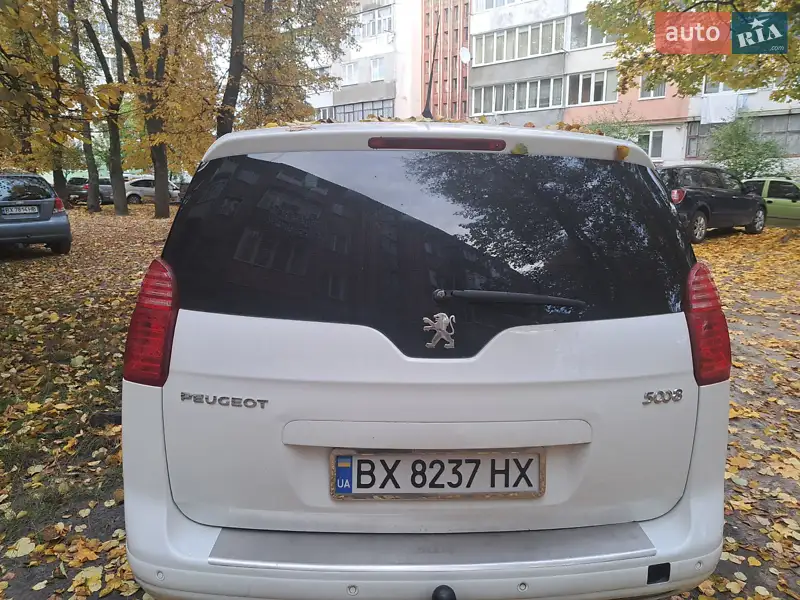 Peugeot 5008
