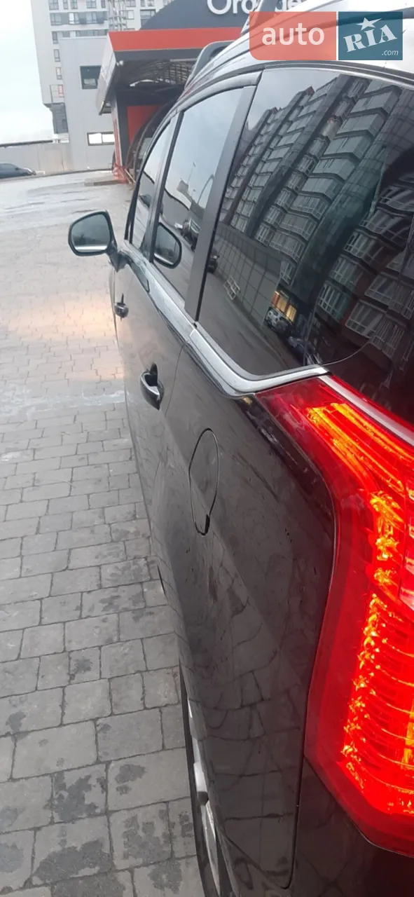 2013 Peugeot 5008 - мініатюра 5