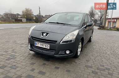 Peugeot 5008 2013