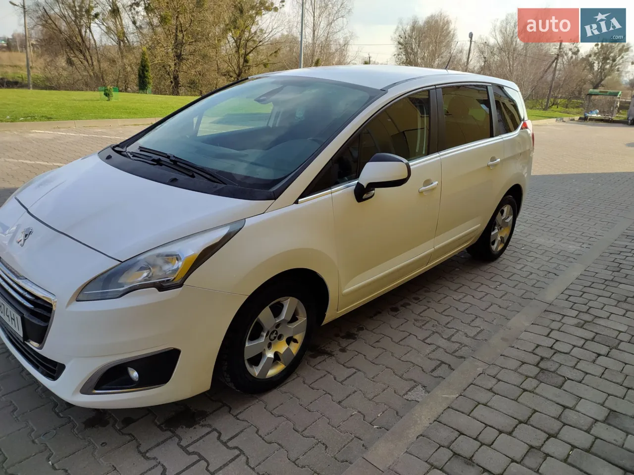 2016 Peugeot 5008 - мініатюра 2