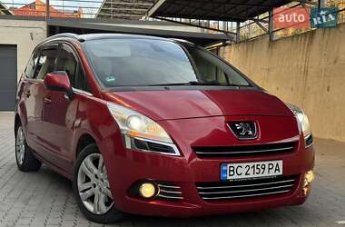 Peugeot 5008  2011