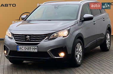 Peugeot 5008  2019