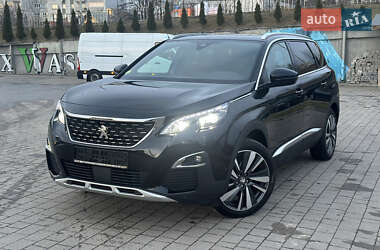 Peugeot 5008  2020