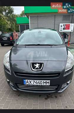 Peugeot 5008  2009