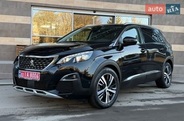 Peugeot 5008  2019
