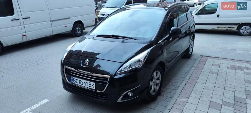 Peugeot 5008 2015