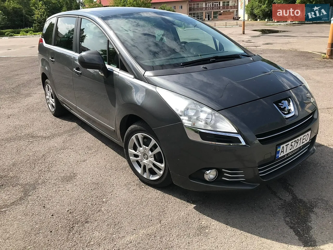 2011 Peugeot 5008 - фото 1