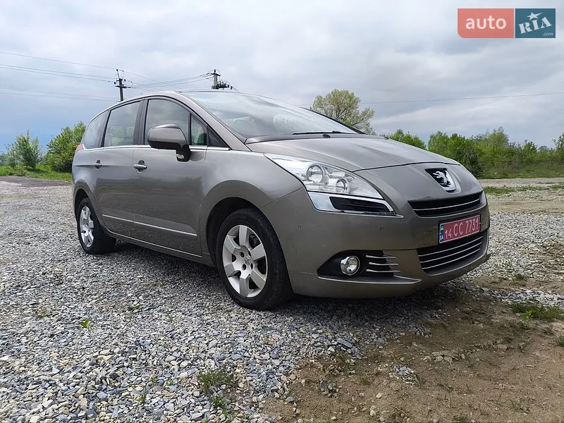 Peugeot 5008