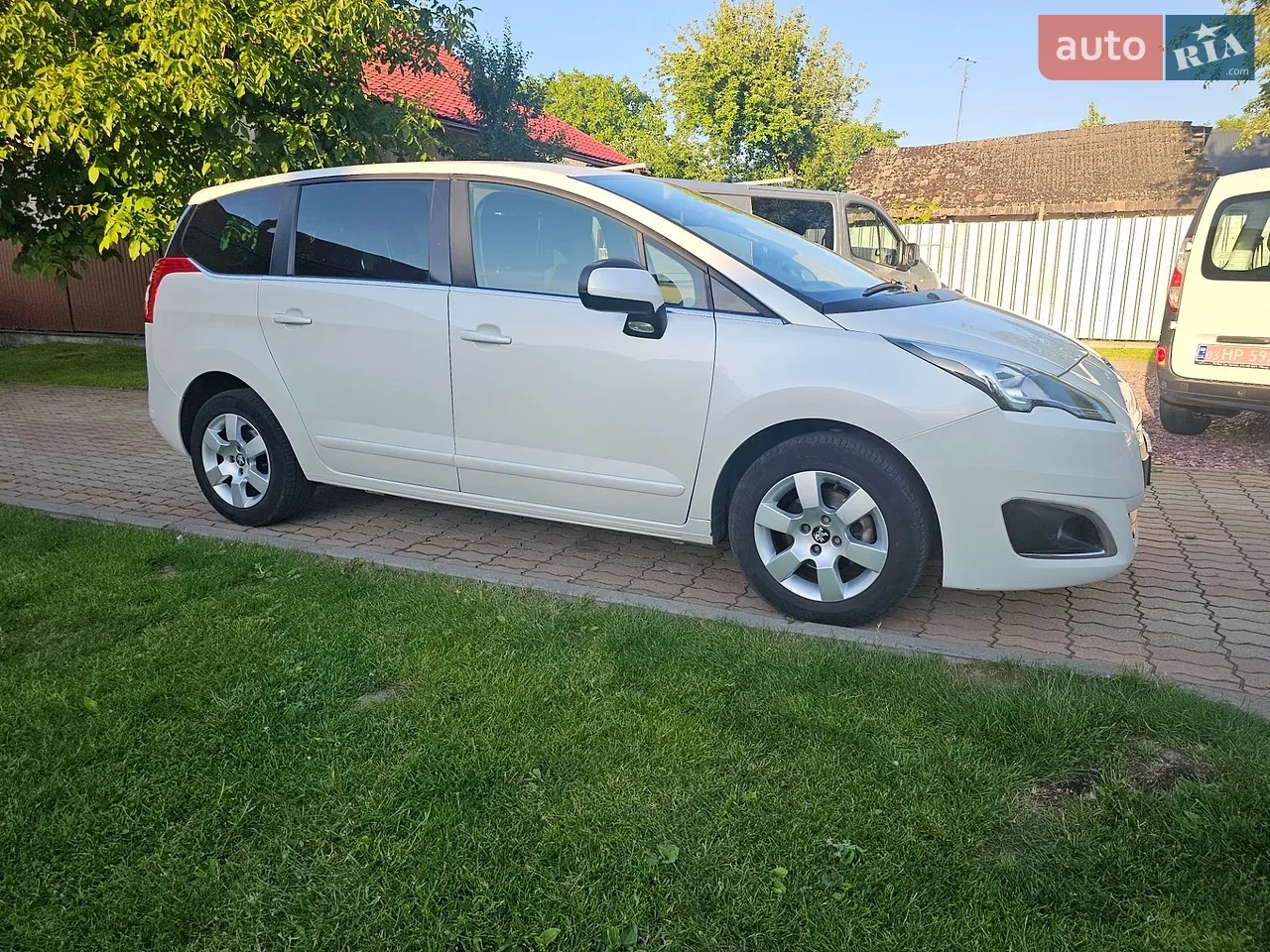 2014 Peugeot 5008 - мініатюра 5