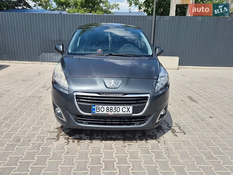 Peugeot 5008 2015