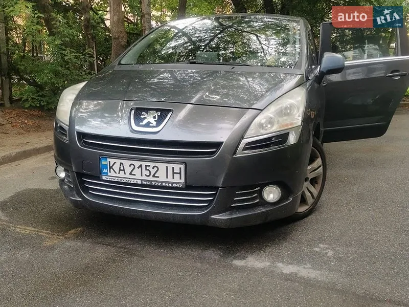 Peugeot 5008