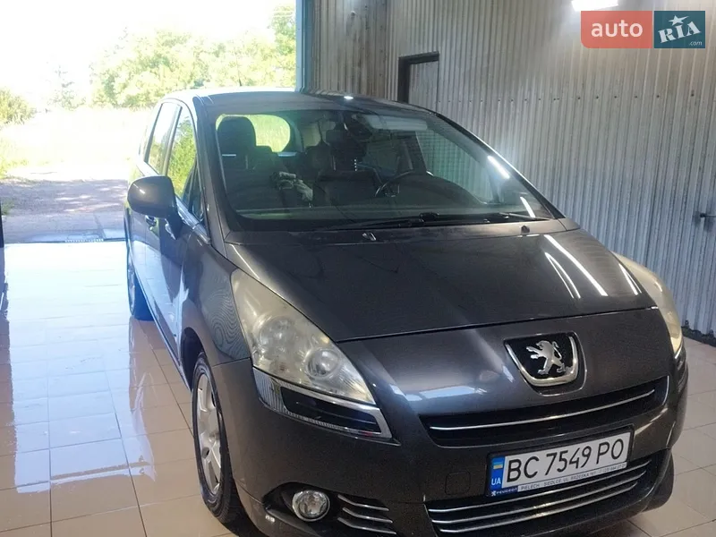 Peugeot 5008