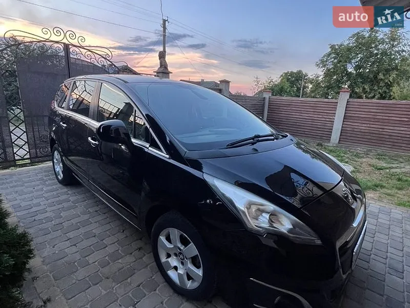 Peugeot 5008