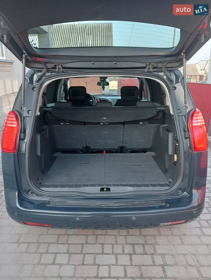 2011 Peugeot 5008 - мініатюра 4