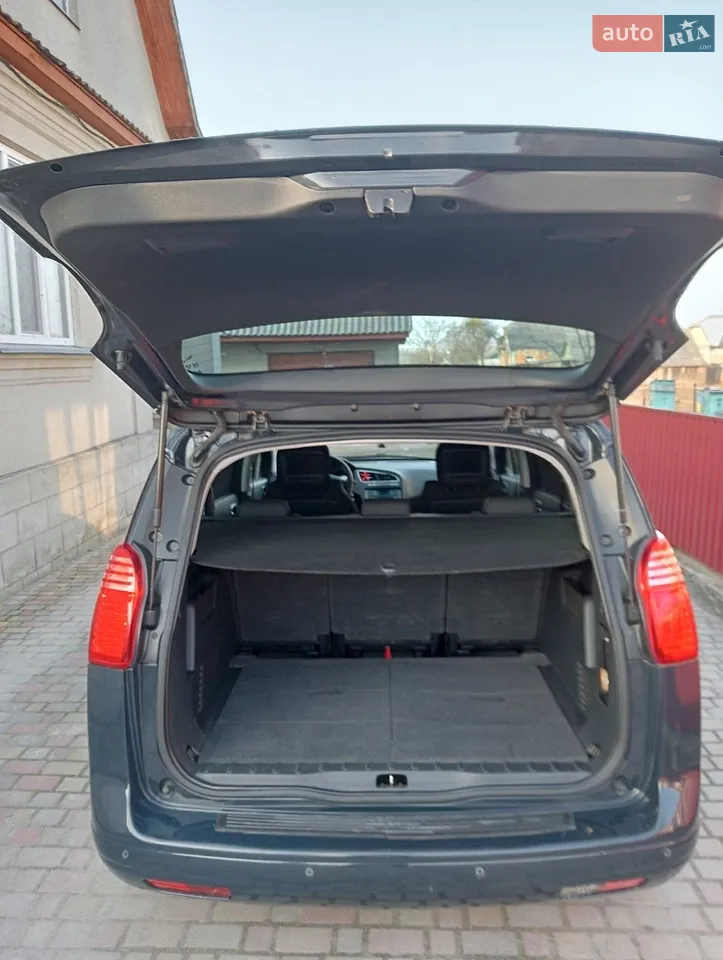 2011 Peugeot 5008 - мініатюра 5