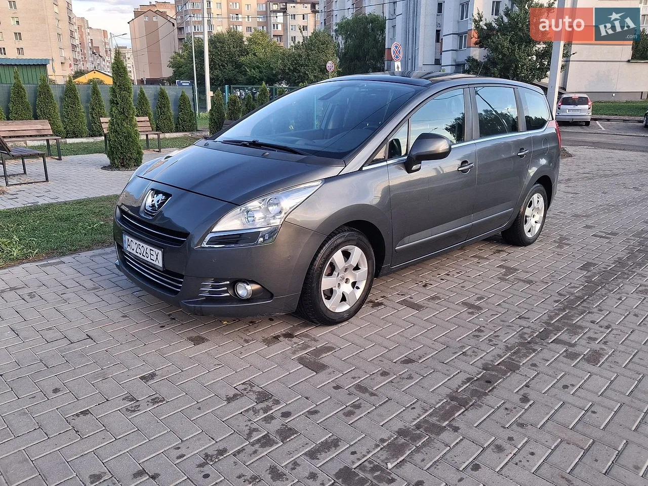 2013 Peugeot 5008 - фото 1