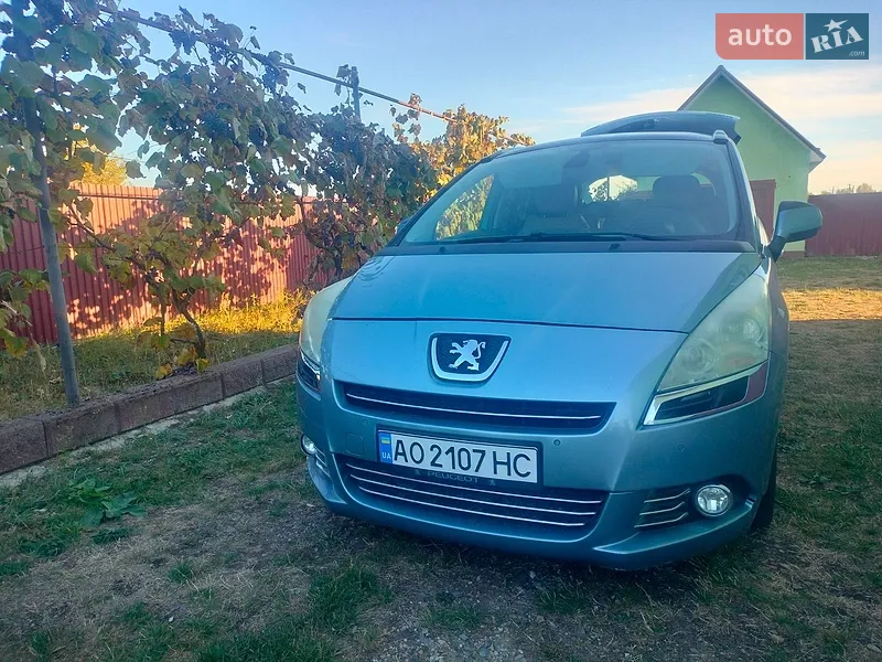 Peugeot 5008