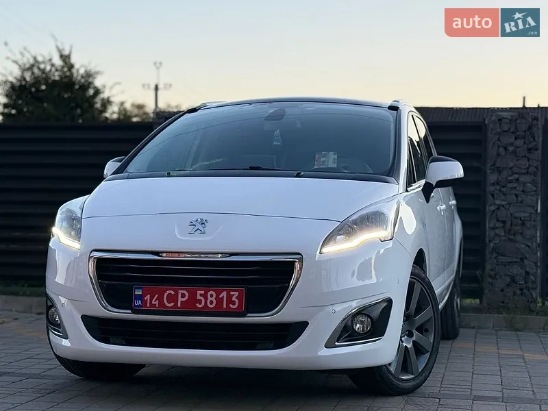 Peugeot 5008 2015