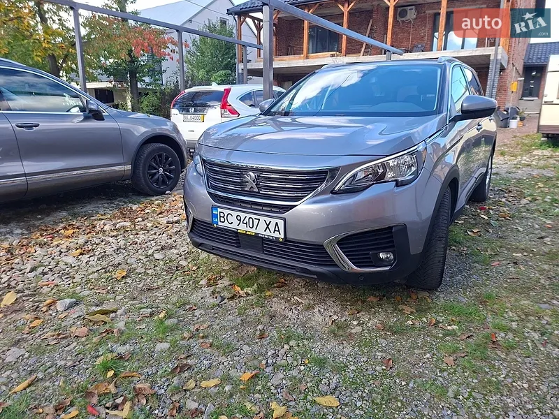 Peugeot 5008