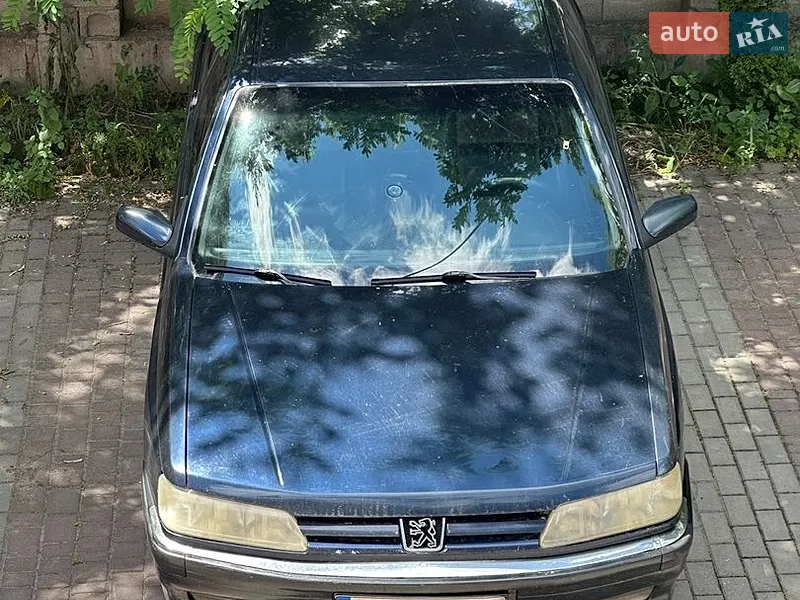 Peugeot 605 1996