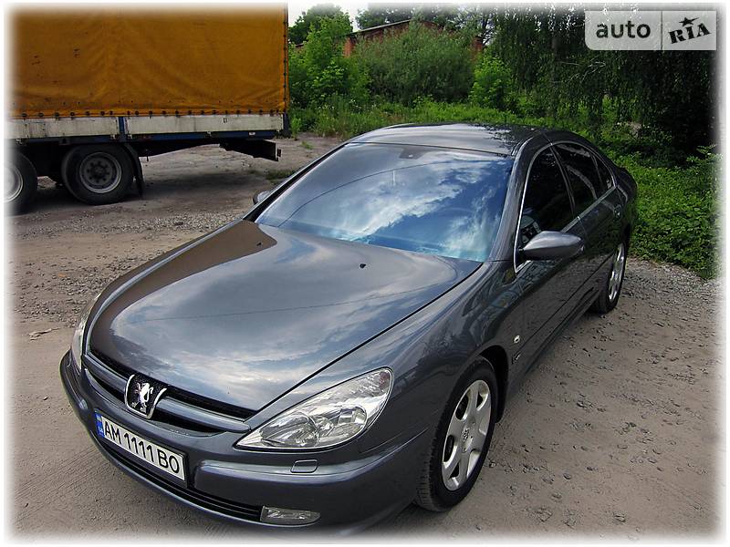 Седан Peugeot 607