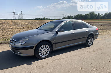 Peugeot 607  2001