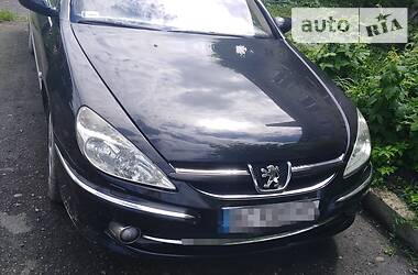 Peugeot 607  2005