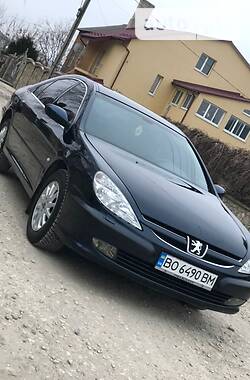 Peugeot 607  2000