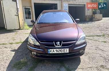 Peugeot 607  2004