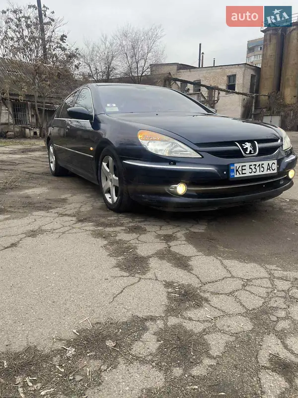 Peugeot 607
