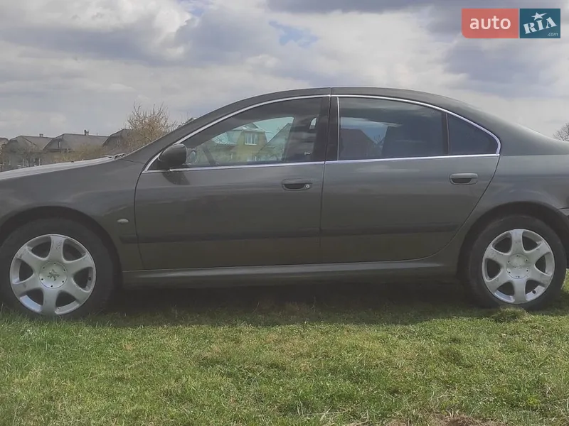 Peugeot 607