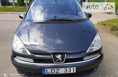 Peugeot 807  2005