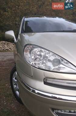 Peugeot 807  2013