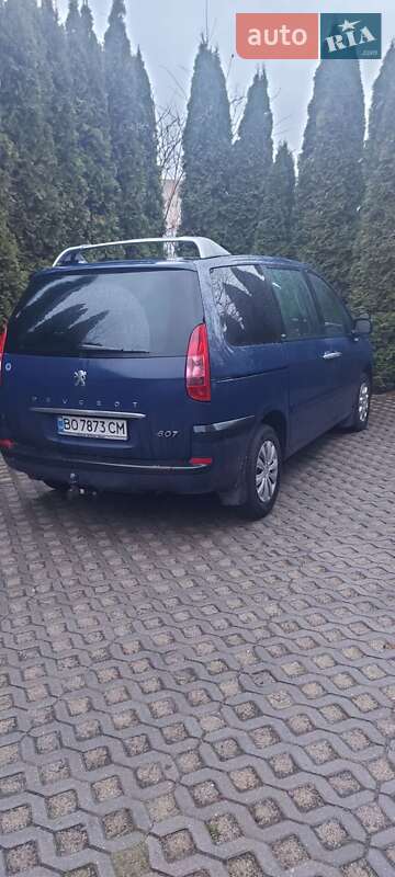 Peugeot 807