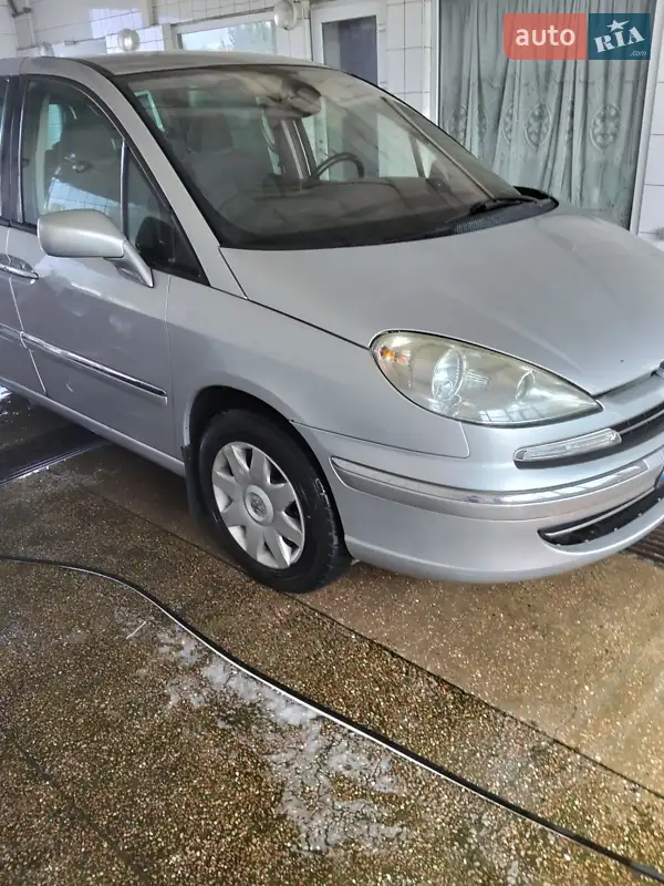 Peugeot 807 2009
