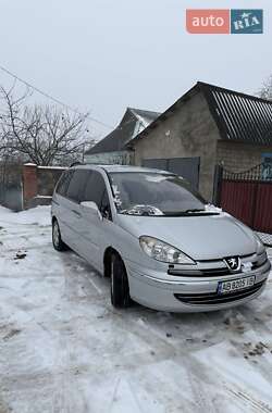 Peugeot 807  2008