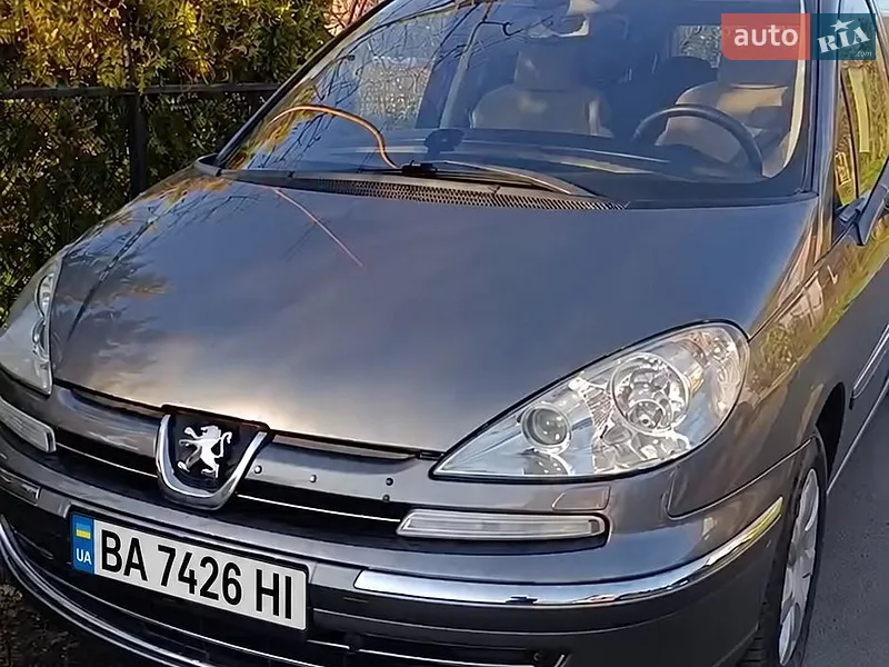 Peugeot 807 2012