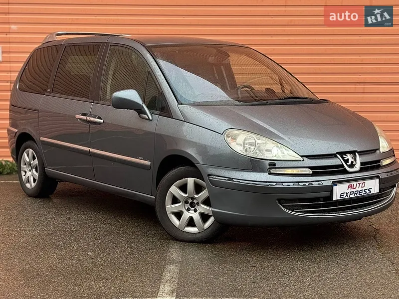 Peugeot 807