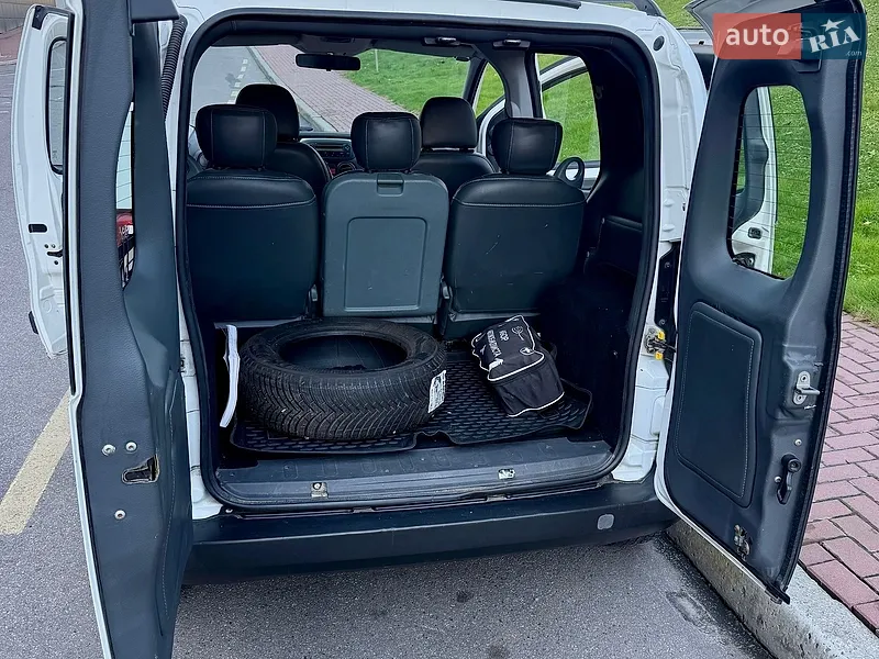 Peugeot Bipper 2008