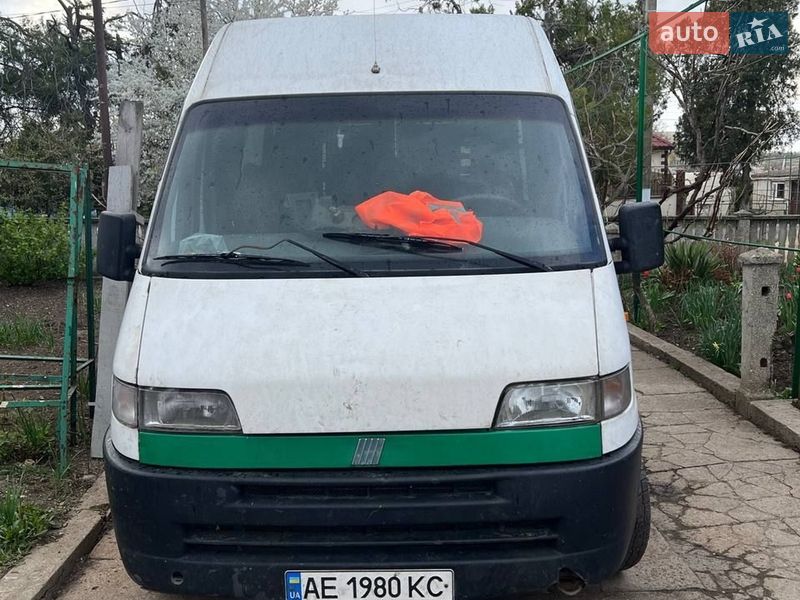 Легковые Peugeot Boxer