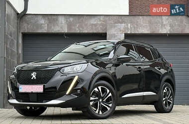 Peugeot e-2008  2021