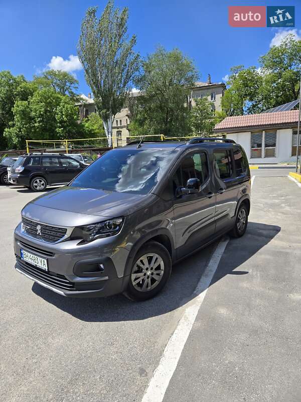 Peugeot e-Rifter