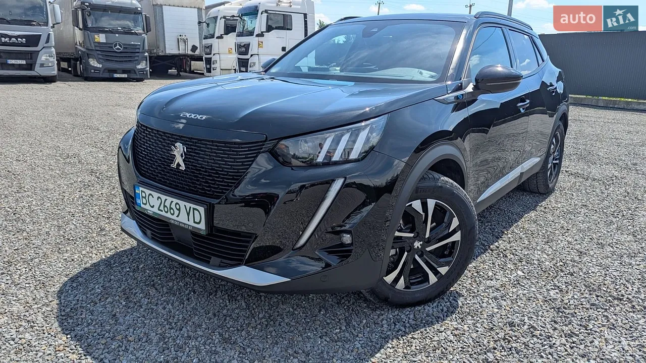 Peugeot e-2008 2022