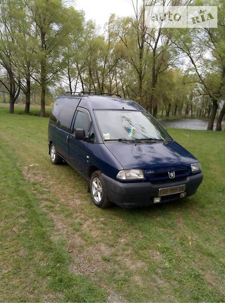 Peugeot Expert 2001 года