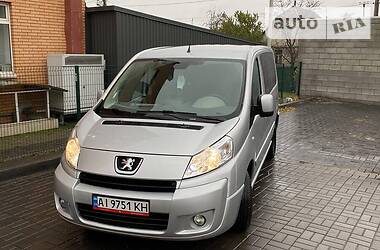 Peugeot Expert passenger 2010